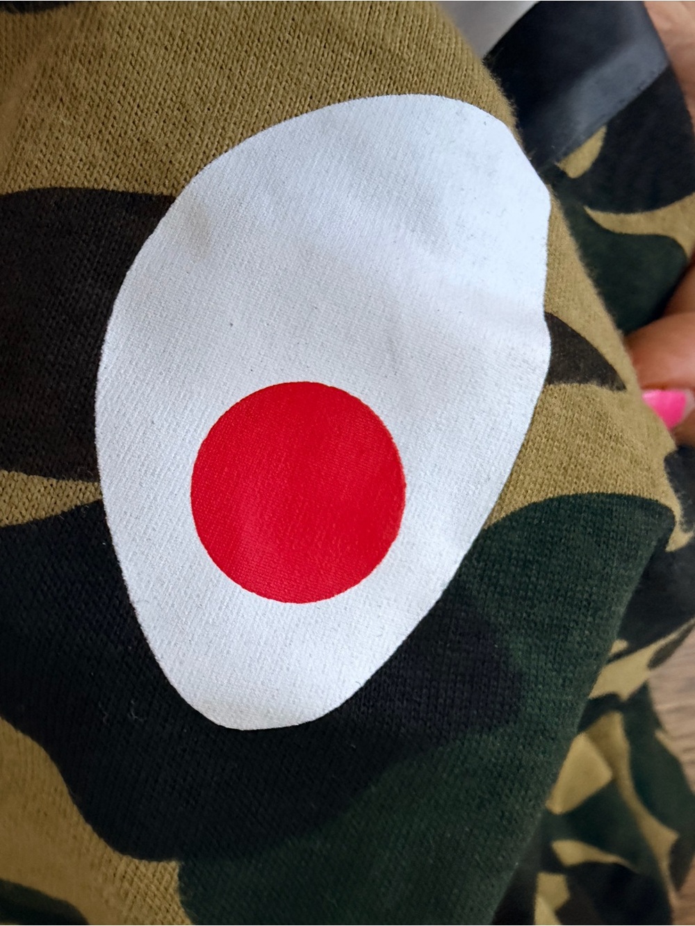 BAPE A BATHING APE Camo Shark Graphic T-Shirt Top Yellow Green Men’s Size XL - Picture 7 of 16